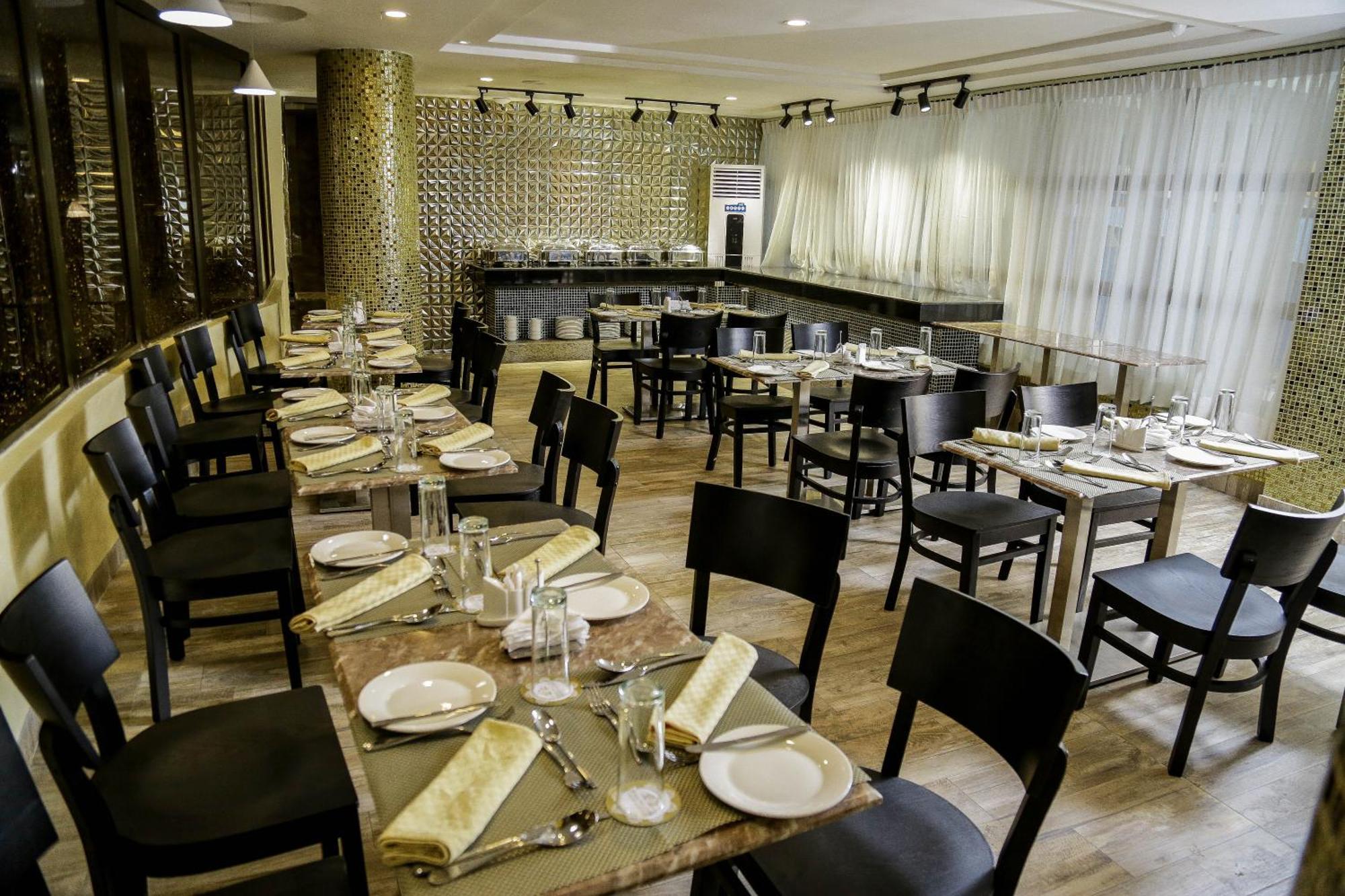 Perfecto La Villa Hotel And Suites Lagos Exterior foto