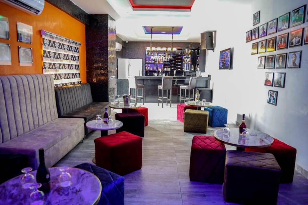 Perfecto La Villa Hotel And Suites Lagos Exterior foto